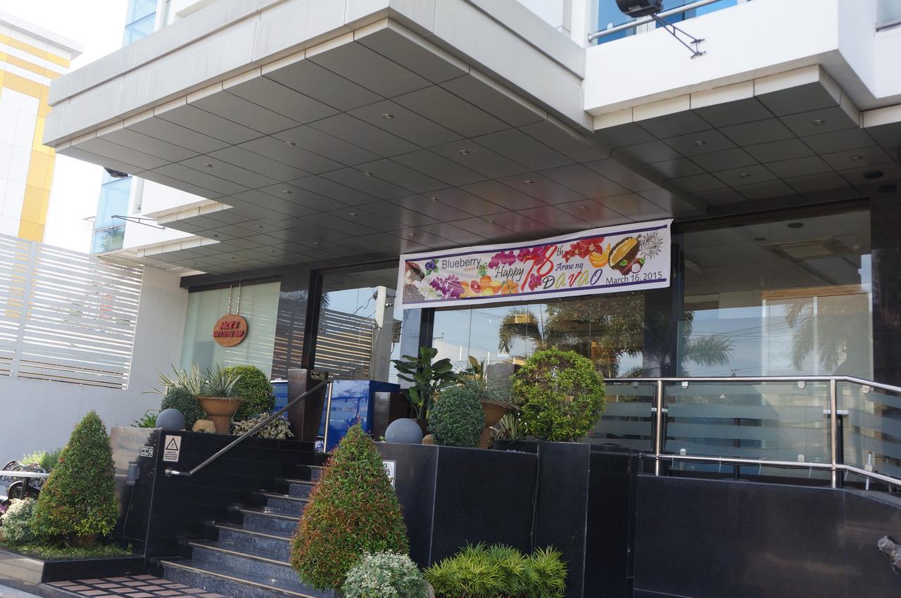 Blueberry Tourist Hotel Davao Exterior photo