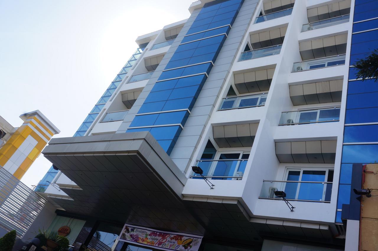 Blueberry Tourist Hotel Davao Exterior photo