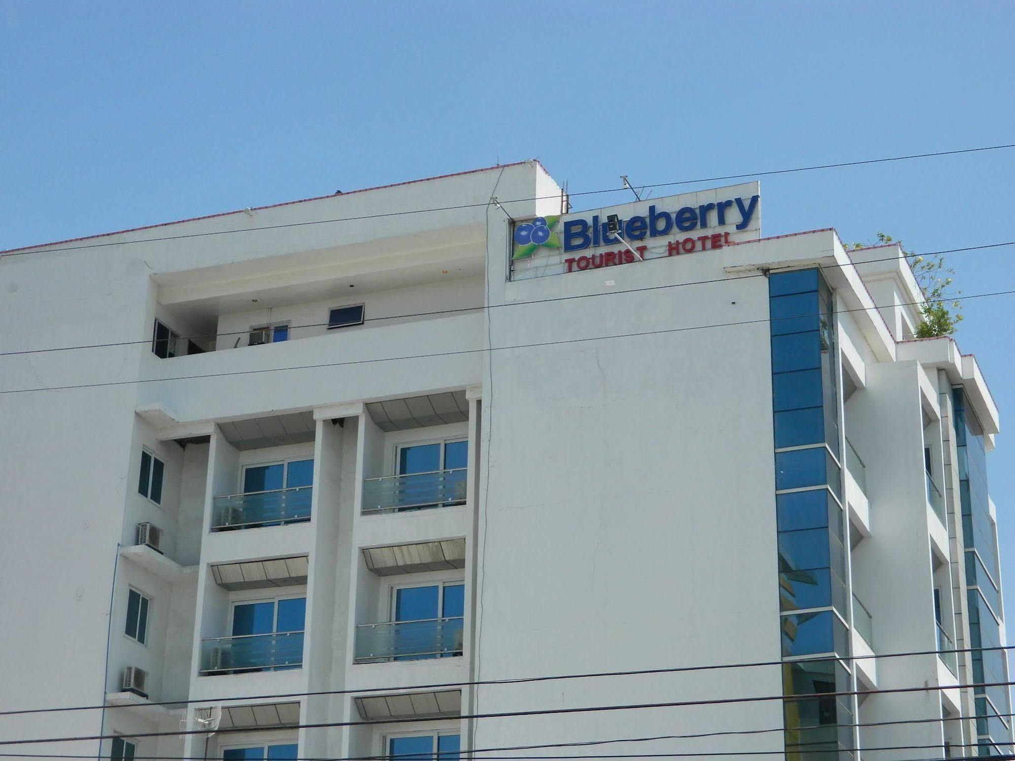 Blueberry Tourist Hotel Davao Exterior photo